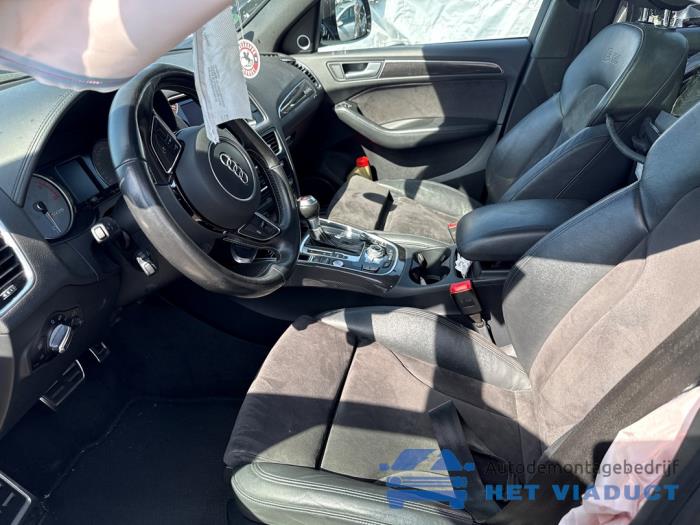 Audi SQ5 3.0 TDI V6 24V Vehículo de desguace (2015, Negro)