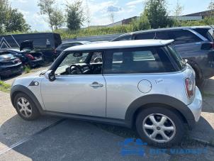 Mini Mini 1.4 16V One Épave (2007, Gris)