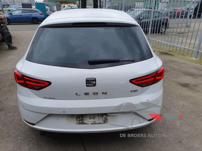 Seat Leon 1.4 TSI 16V Vehículo de desguace (2018, Blanco)