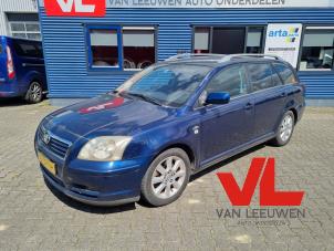 Toyota Avensis Wagon 2.2 D-4D 16V D-CAT  (Salvage)