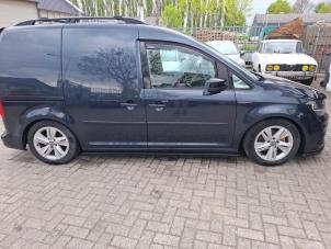 Volkswagen Caddy IV 2.0 TDI 102 Samochód złomowany (2015, LT5U)
