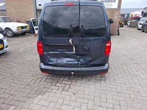 Volkswagen Caddy IV 2.0 TDI 102 Samochód złomowany (2015, LT5U)