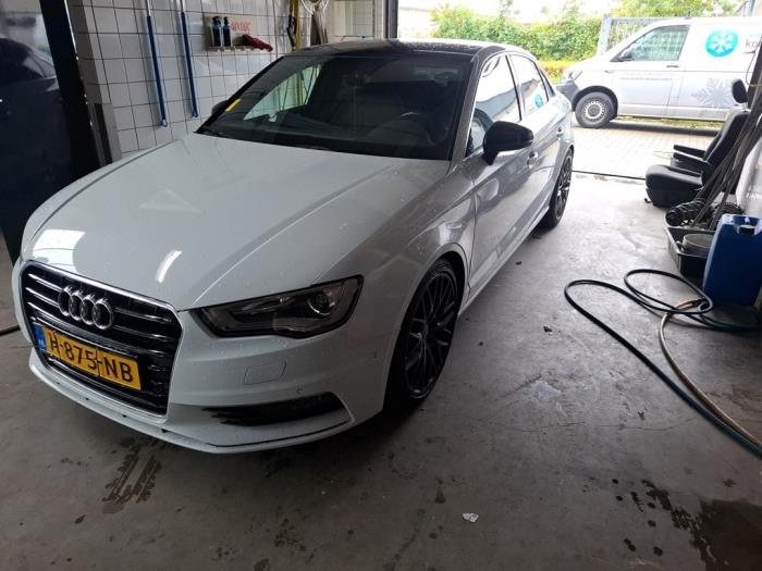 Audi A3 Limousine 2.0 TDI 16V Salvage vehicle (2014, White)