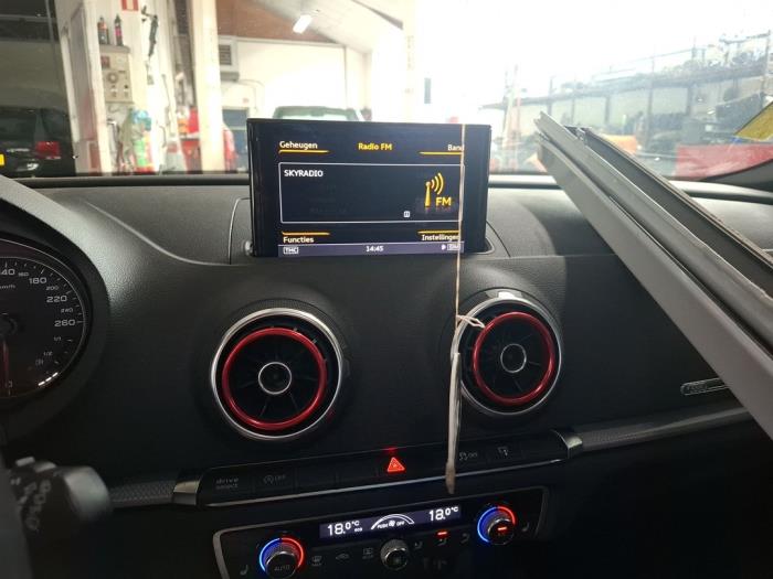 Audi A3 Limousine 2.0 TDI 16V Salvage vehicle (2014, White)