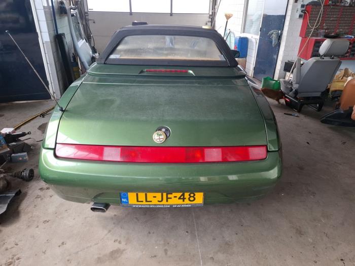 Alfa Romeo Spider 2.0 16V Twin Spark Vehículo de desguace (1995, Verde)