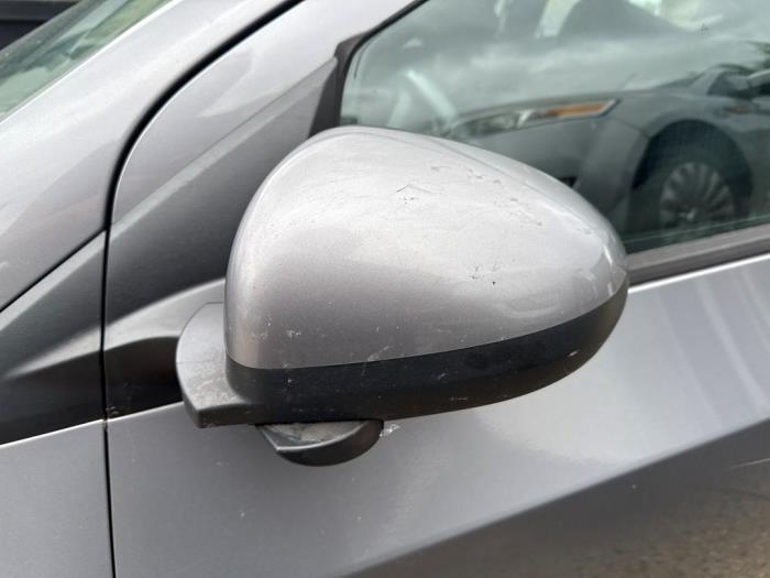 Chevrolet Aveo 1.3 D 16V Vehículo de desguace (2012, Gris)