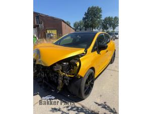 Renault Clio IV 1.6 Turbo 16V RS 200 EDC Vehículo de desguace (2013, Amarillo)