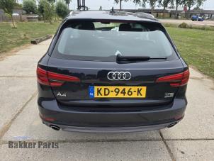 Audi A4 Avant 2.0 TFSI 16V Quattro Vehículo de desguace (2016, Azul)