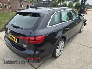 Audi A4 Avant 2.0 TFSI 16V Quattro Vehículo de desguace (2016, Azul)