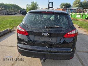 Ford Focus 3 Wagon 1.6 TDCi 115 Vehículo de desguace (2014, Negro)