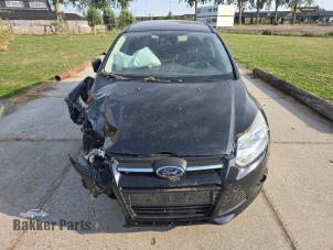 Ford Focus 3 Wagon 1.6 TDCi 115 Vehículo de desguace (2014, Negro)