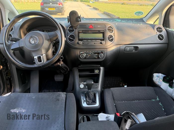 Volkswagen Golf Plus 1.4 TSI 122 16V Vehículo de desguace (2011, Gris)