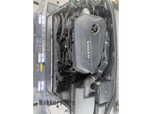 Volvo V70 1.6 T4 16V Vehículo de desguace (2011, Negro)