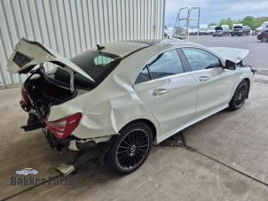Mercedes CLA 2.0 CLA-250 Turbo 16V Vehículo de desguace (2015, Blanco)