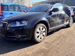 Audi A3 Sportback 1.6 TDI 16V Schrottauto (2011, Schwarz)
