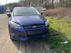 Ford Focus 3 1.0 Ti-VCT EcoBoost 12V 100 Vehículo de desguace (2014, Metálico, Azul)