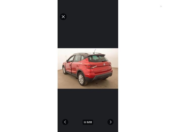 Seat Arona 1.0 TSI 12V Vehículo de desguace (2019, Rojo, Negro)