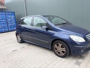 Mercedes B 2.0 B-200 16V Turbo Vehículo de desguace (2006, Azul)