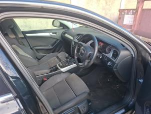 Audi A4 Épave (2008, Métallisé, Noir)