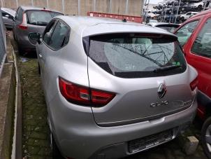 Renault Clio IV 1.2 TCE 16V GT EDC Vehículo de desguace (2015, Metálico, Gris)