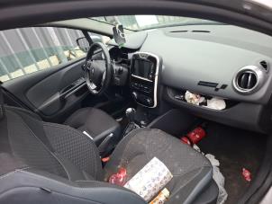 Renault Clio IV 1.2 TCE 16V GT EDC Vehículo de desguace (2015, Metálico, Gris)
