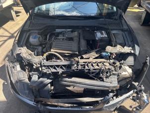 Seat Leon 1.2 TSI Ecomotive 16V Vehículo de desguace (2016, Metálico, Gris)